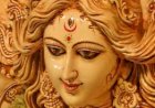 माँ चंद्रघंटा अपने साधकों को सुख-संपन्नता, ऐश्वर्य-कीर्ति एवं सुखी गृहस्थ जीवन का देती हैं वरदान