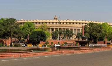 आइए जानते हैं, कैसे काम करती है हमारी सरकार?