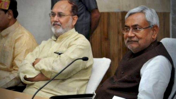 क्या बिहार में राजनीति एक बार फिर लेगी करवट ? 