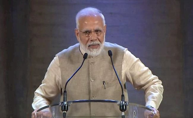 जानिए, प्रधानमंत्री नरेंद्र मोदी ने पेरिस में भारतीय समुदाय को क्या दिया संदेश?