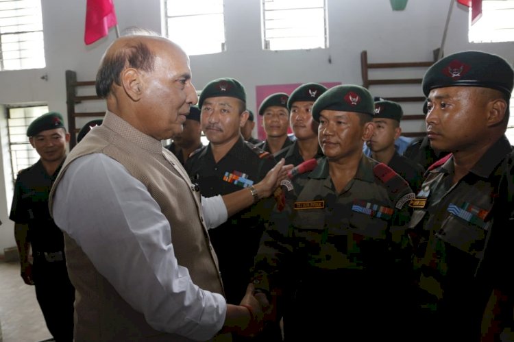 रक्षा मंत्री राजनाथ सिंह ने बीजेपी सांसदों की तुलना ब्रिटिश राइफल ‘थ्री-नॉट-थ्री’ से क्यों की?