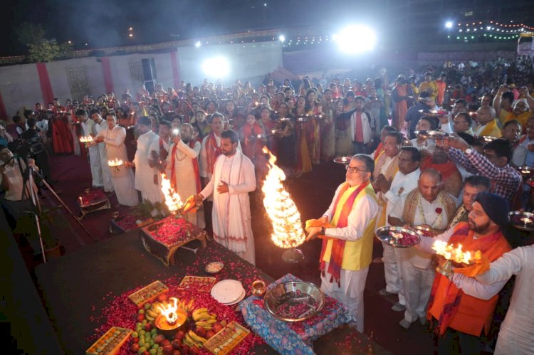 महाराजा अग्रसेन जयंती पर 501 थालियों से की गई महाआरती, हरियाणा के कुंडली में चल रहा हैं भव्य मंदिर के निर्माण का काम