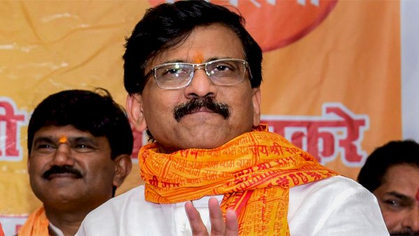 शिवसेना सांसद संजय राउत ने बीजेपी पर साधा निशाना, कहा- दिल्ली में बड़े-बड़े बादशाह आए और चले गए,लेकिन लोकतंत्र है कायम!