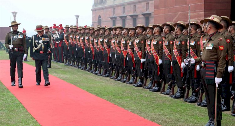 जनरल बिपिन रावत ने संभाला चीफ ऑफ डिफेंस स्टाफ का पद,तीनों सेना प्रमुखों से की मुलाकात,सरकार और सेना के बीच स्थापित करेंगे समनवय 